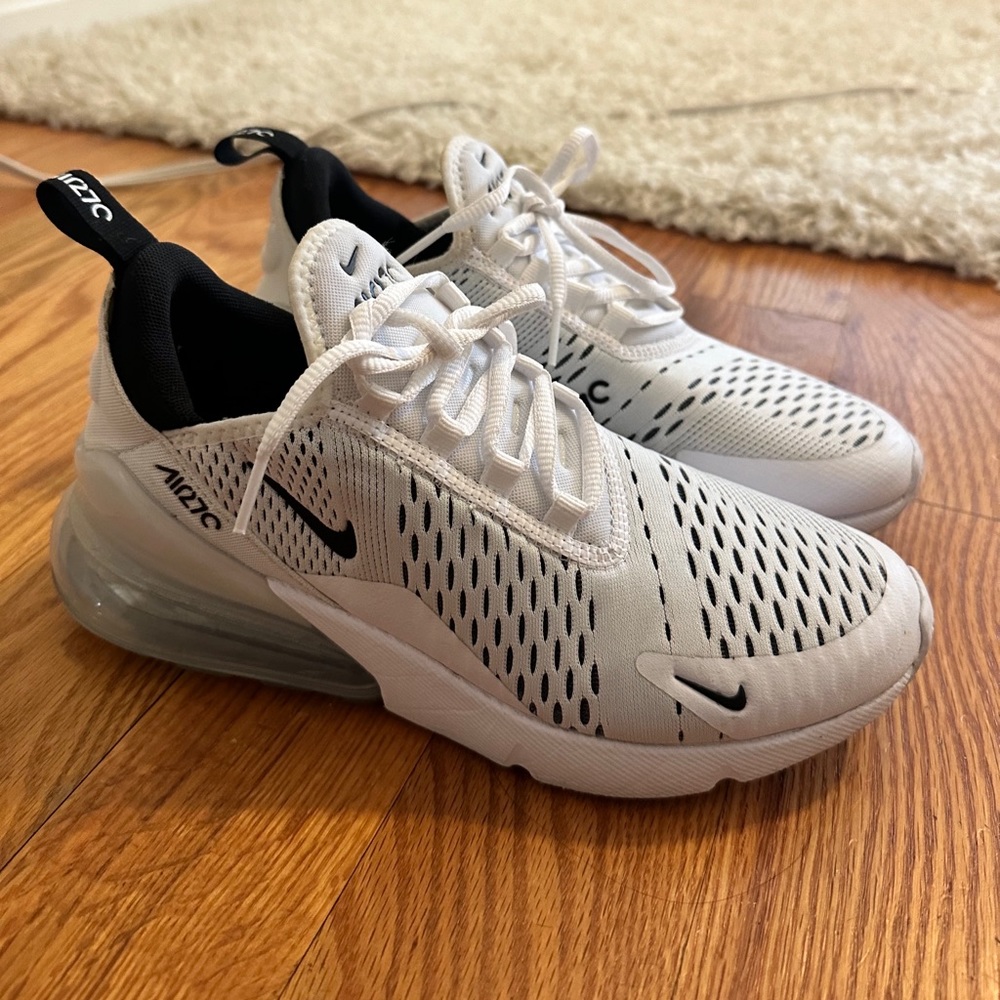 Nike Air Max 270 - women’s